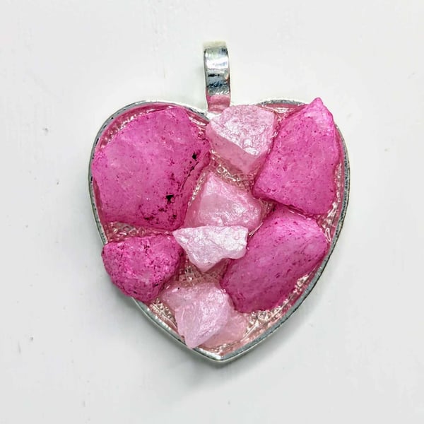 Small Heart Pendant With Pink Rocks