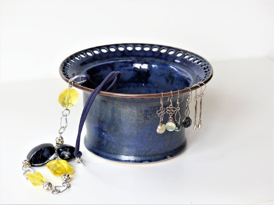 Blue and Gold Dust Ceramic Jewellery Bowl to display earrings. 