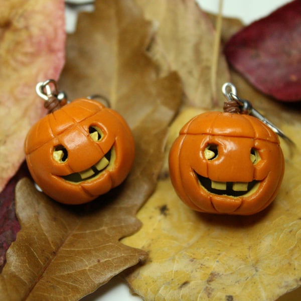 Hollow Halloween Pumpkin earrings