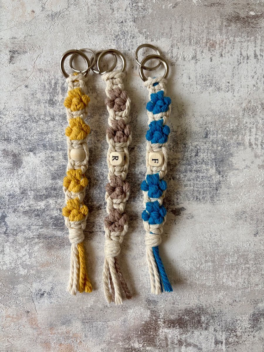 Paw Print Keyring - Handmade - Lovely Gift - Keychain - Macrame - Colour Choice