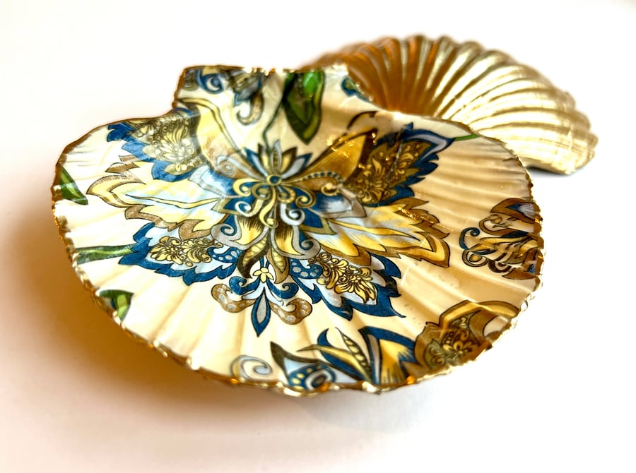 Golden Blue. Hand Finished Dorset Scallop shell, Original Gift