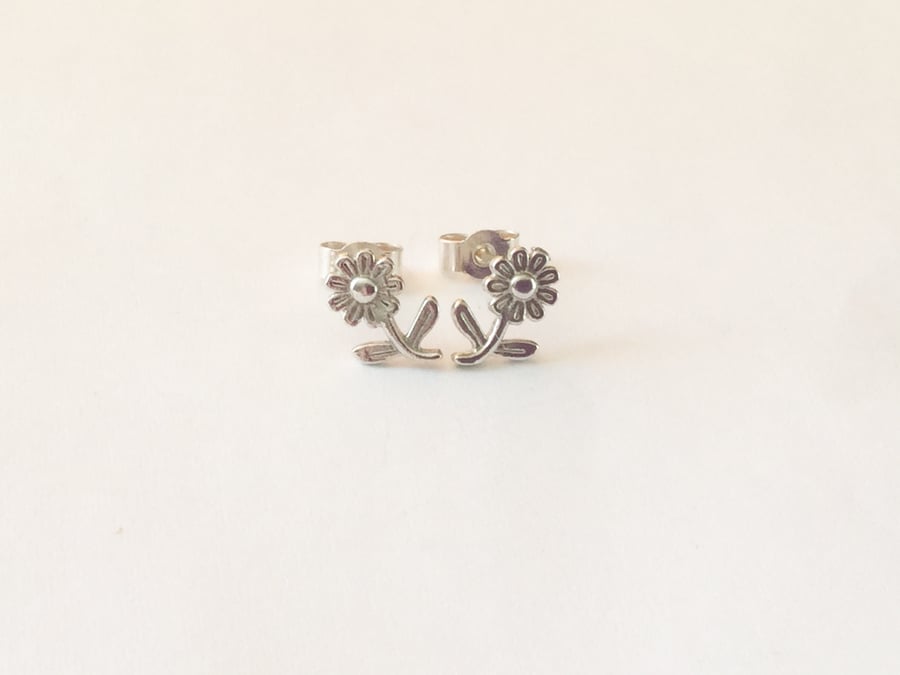Delicate Sterling Silver Daisy Earrings