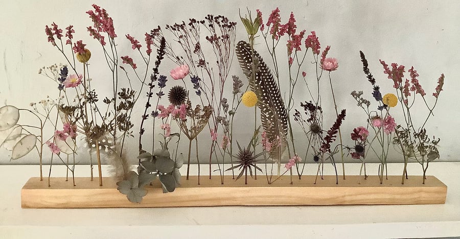 Dried flower bar