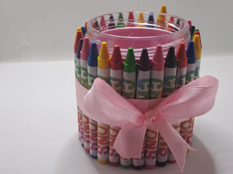 Crayon Design Pen Holder 