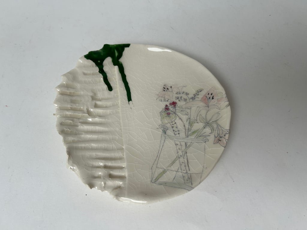 The Medium Plate - Cardboard Ceramics in Summer