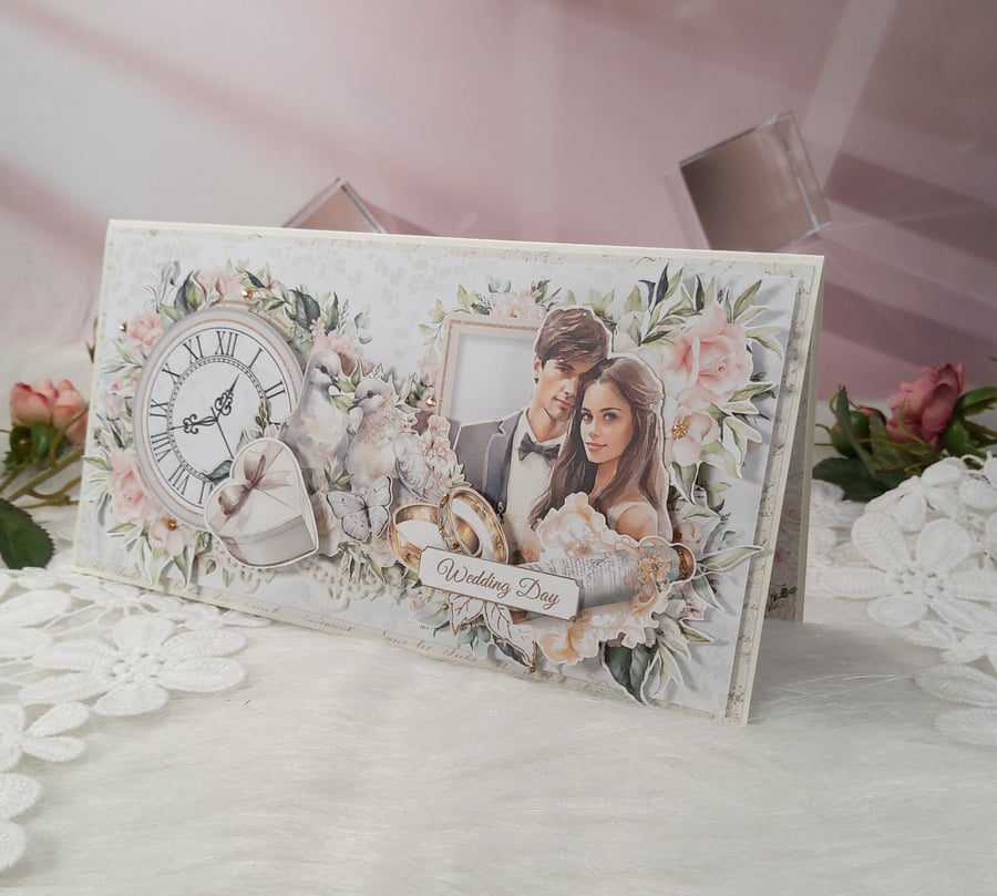 Handmade Wedding Card - Elegent Vintage Design (209)