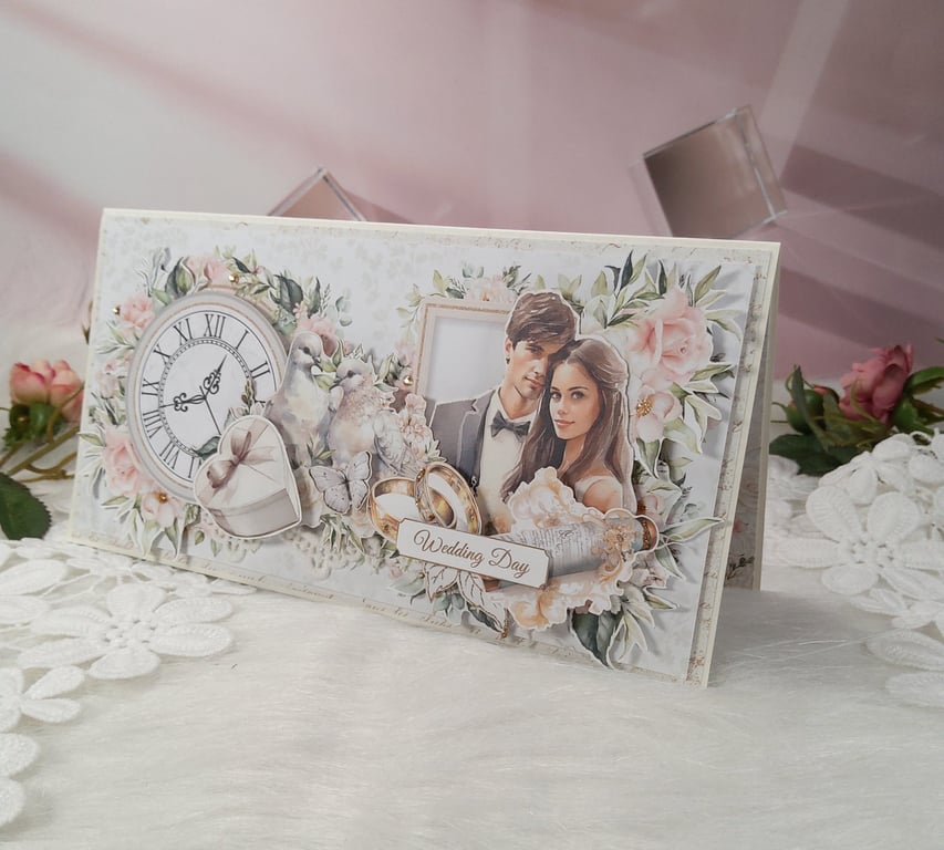 Handmade Wedding Card - Elegent Vintage Design (209)