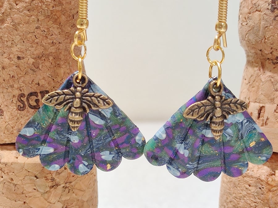 Marble Bee earrings
