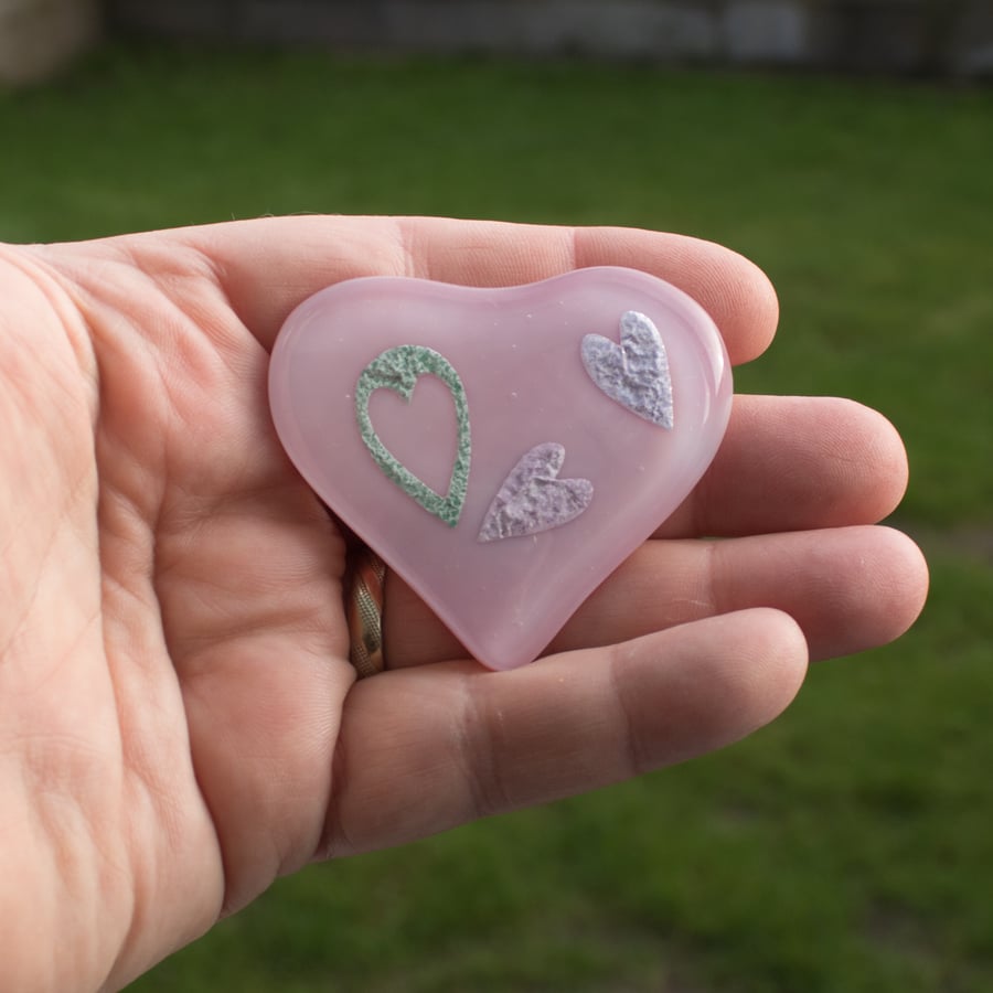 Three Hearts in One - Pink Glass Heart 5015