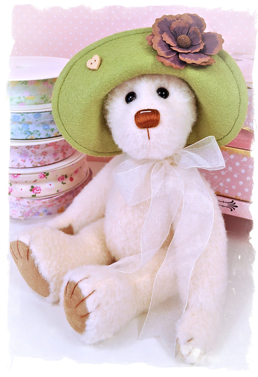 Daisy Bear Felt Pattern