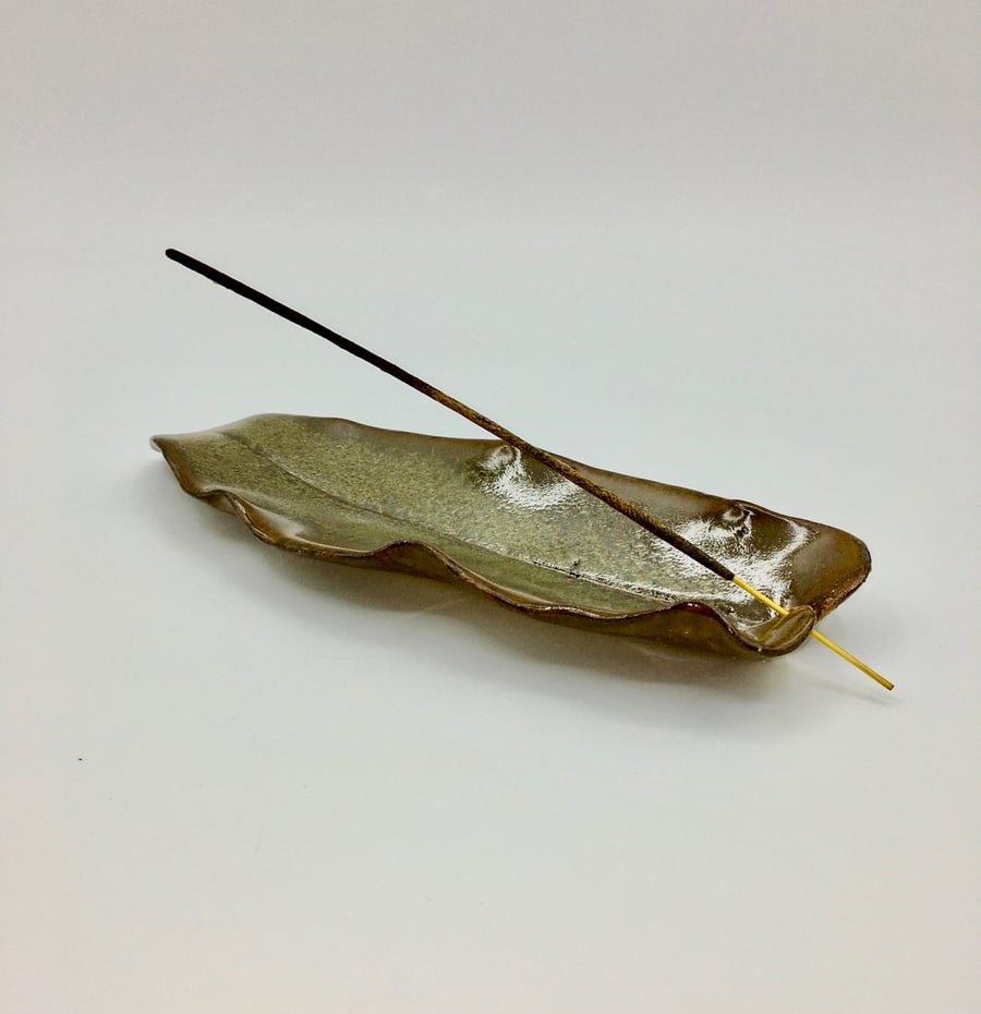 Dock Leaf Incense Dish