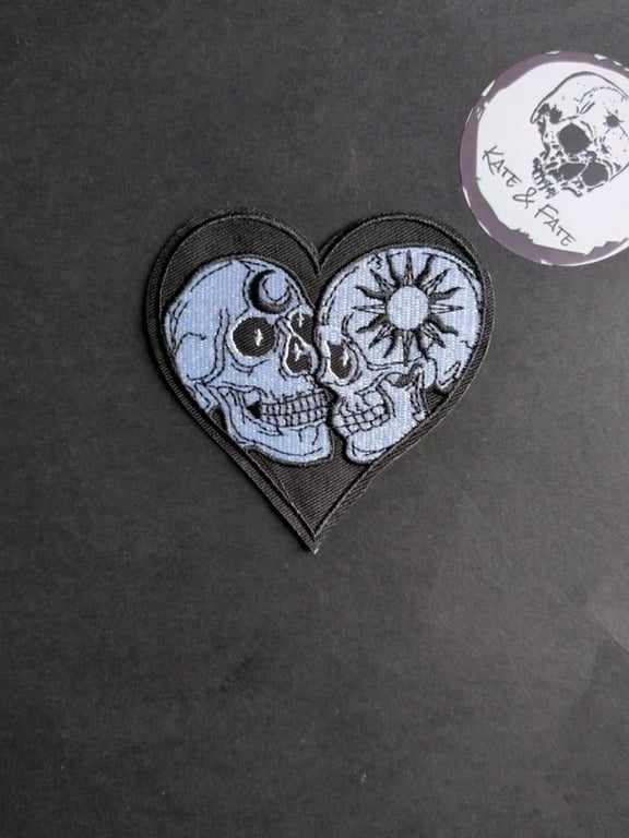  Sun & Moon Skulls Heart - Embroidered Iron on Patch