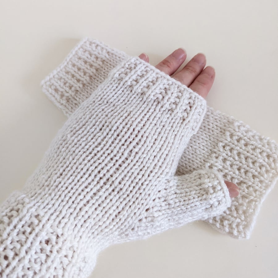 Fingerless Gloves Mitts - Wrist Warmers - with Broken Rib Cuff in Ivory