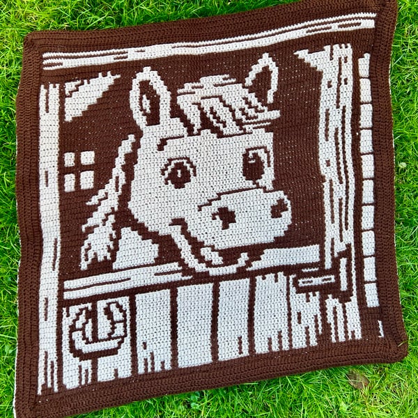 Crocheted Horse Blanket – Chocolate Brown & Parchment 