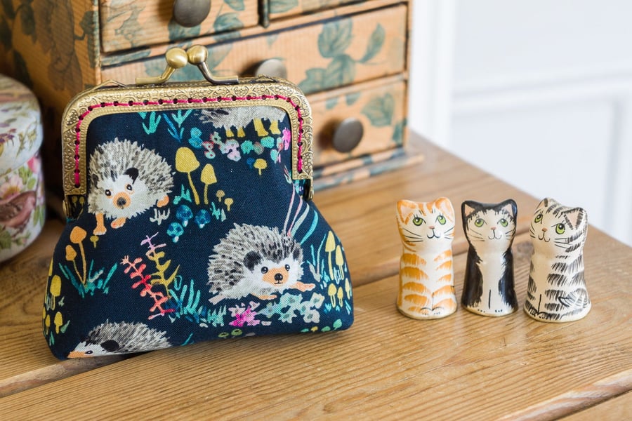 Hedgehog purse - a frame coin purse featuring super cute hedghogs