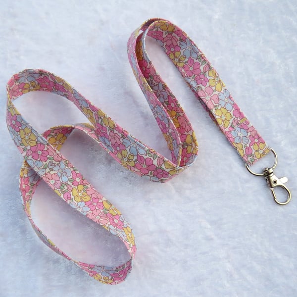 Liberty Tana Lawn lanyard, with swivel clip, badge holder