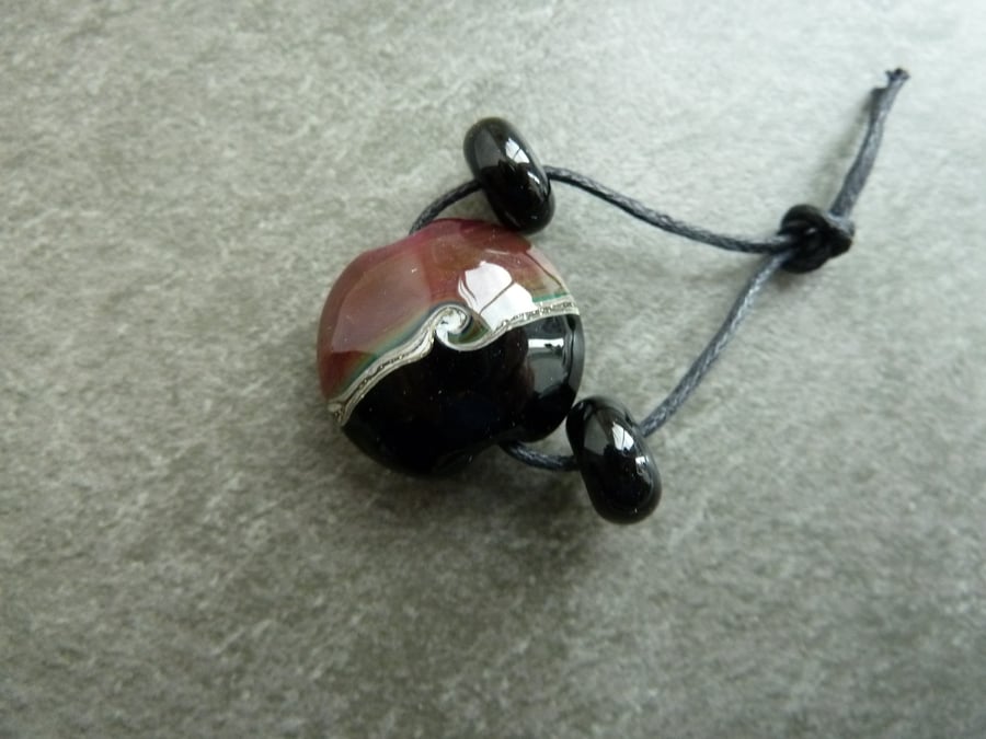 lampwork glass beads, cranberry and black