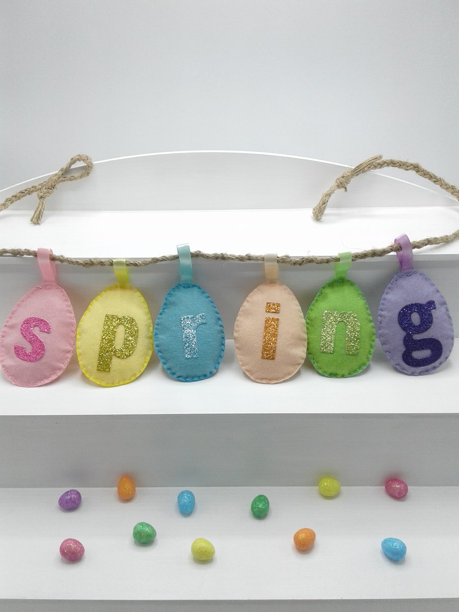 Easter garland. Easter bunting. Easter decoration. Spring garland.