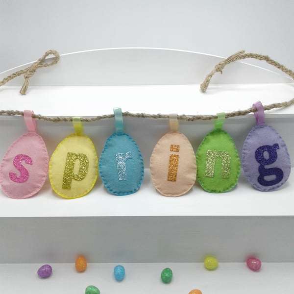 Easter garland. Easter bunting. Easter decoration. Spring garland.
