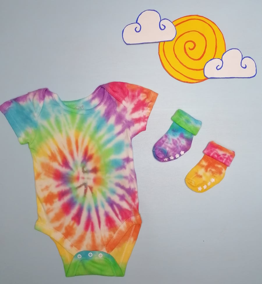 Rainbow baby tie dye set - 6-9 Months 