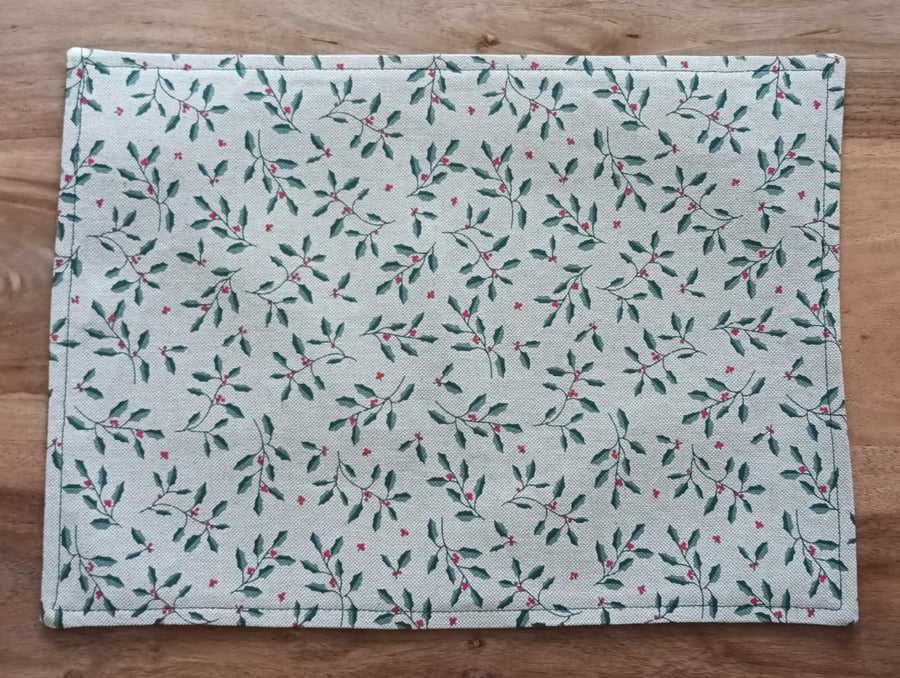 Christmas Holly And Berries Festive Patterned Placemats. Free UK Delivery.