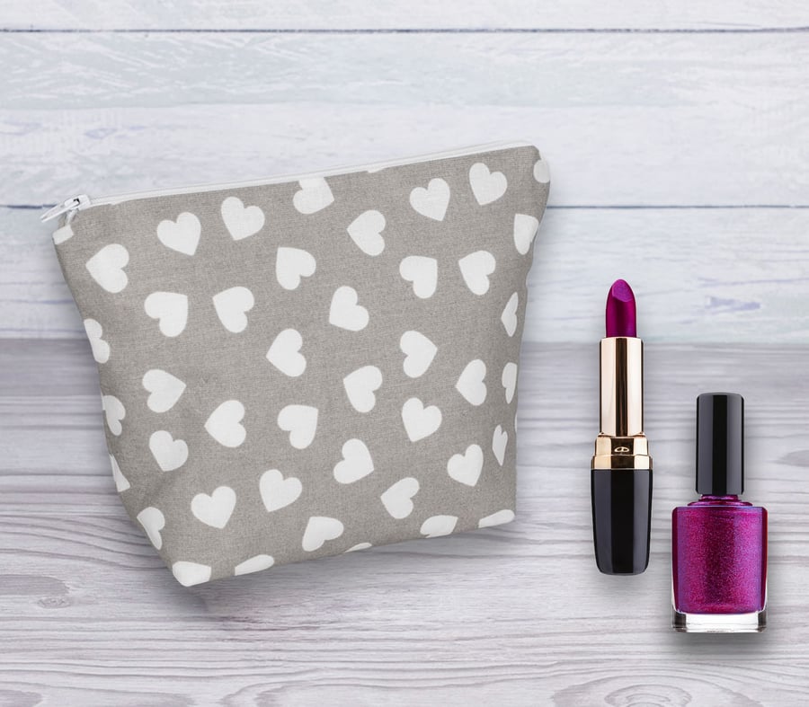 Cosmetic Bag, Make up Bag, White Hearts Design, Cosmetic Bag-129