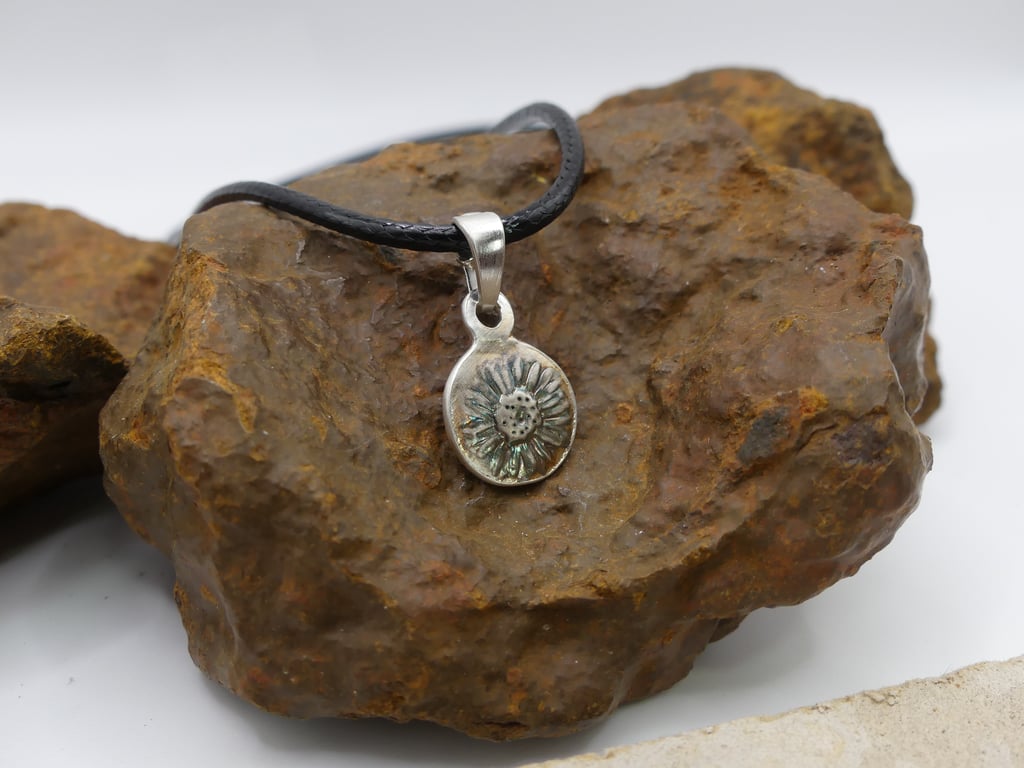 Recycled Sterling Silver Real Daisy Flower Mould Pendant Necklace.