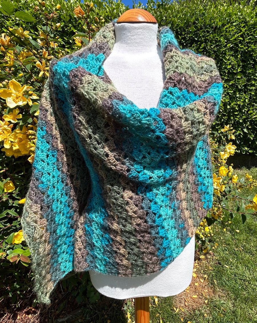 Rectangular lace wrap shawl or oversized scarf in soft merino wool 