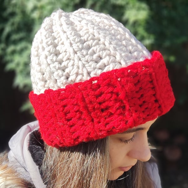 Handmade Ribbed Hat and Neck Warmer in Red and Parchment