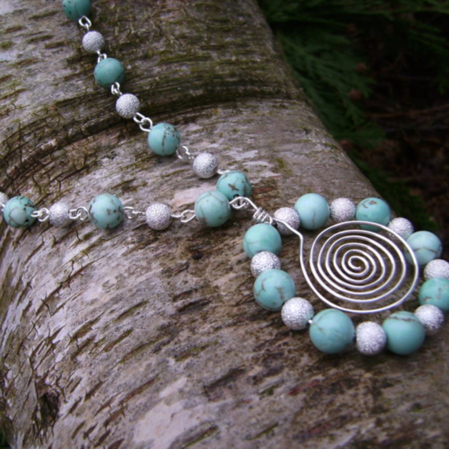 Turquoise & silver plated bead & wire spiral necklace