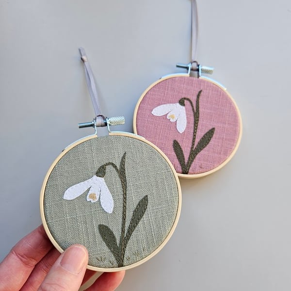 Snowdrop mini hoop, handmade hanging decoration, embroidered