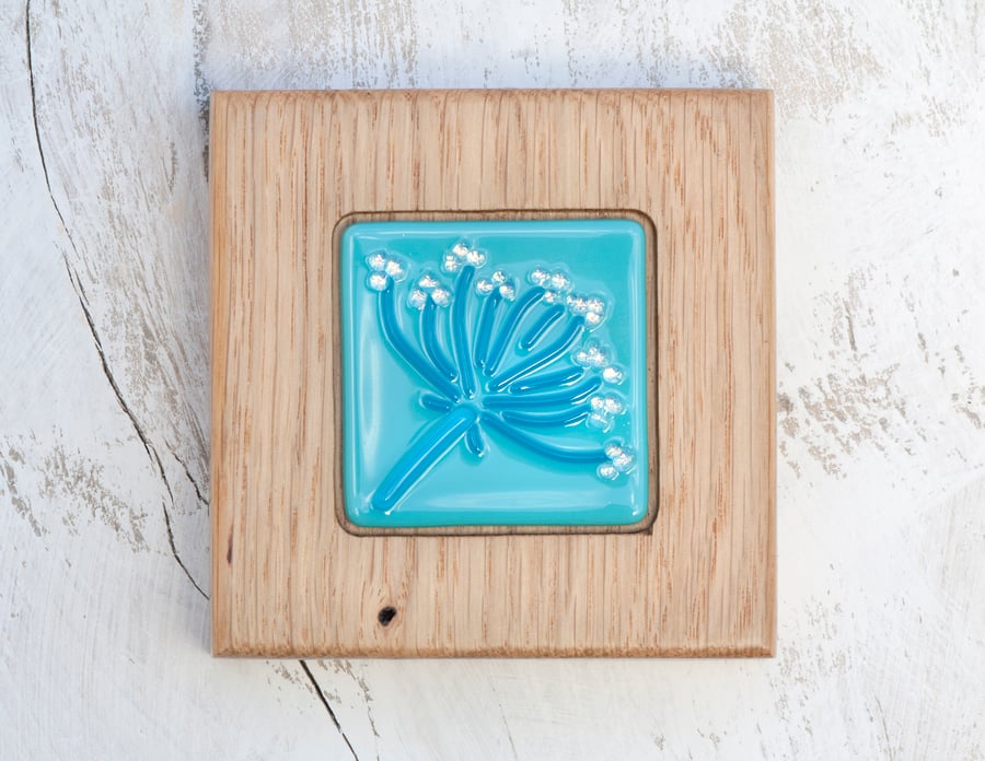 Pretty Cow Parsley Fused Glass Picture set in a Handmade Oak Block Frame