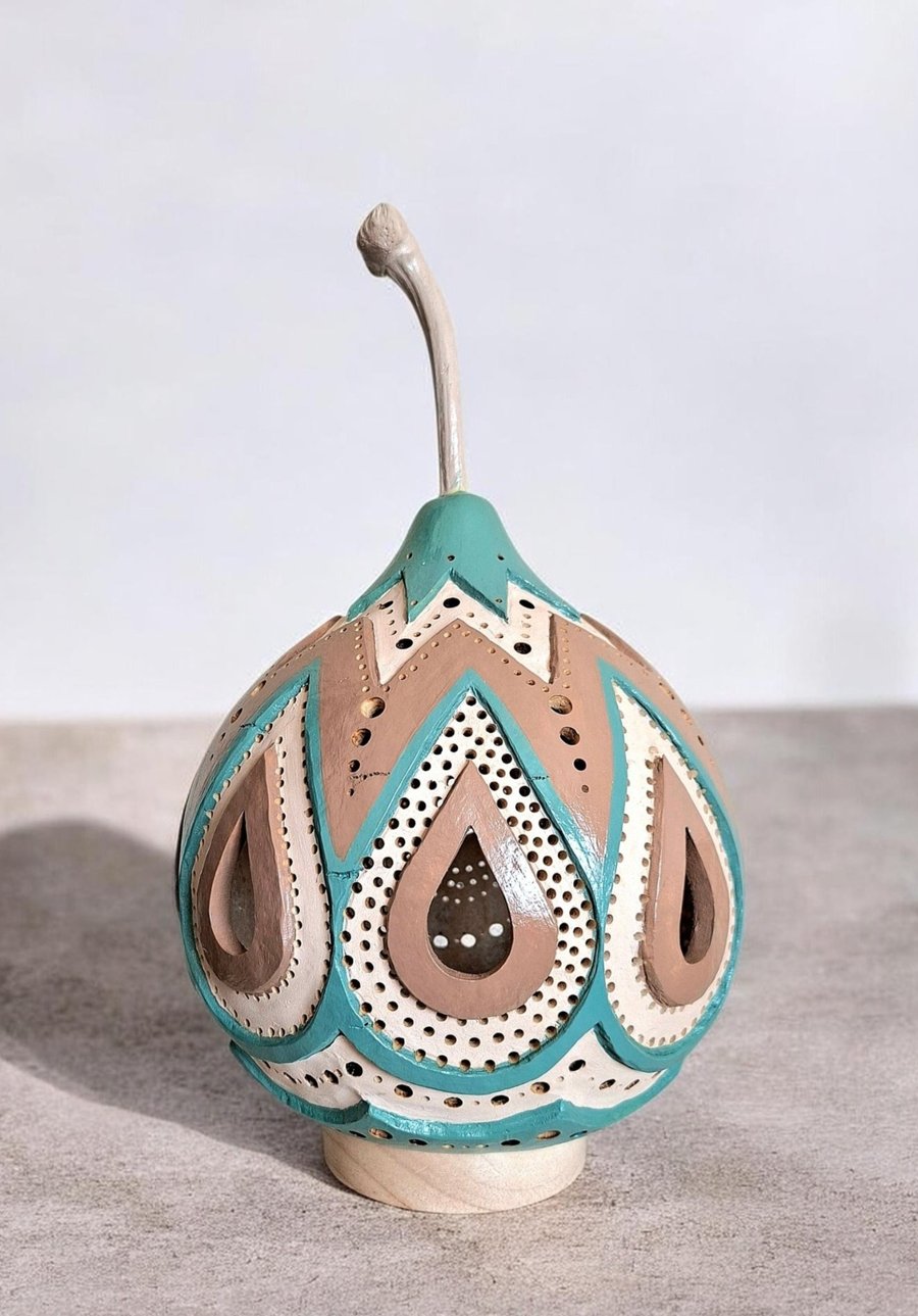 Calm Medieval Gourd Lamp