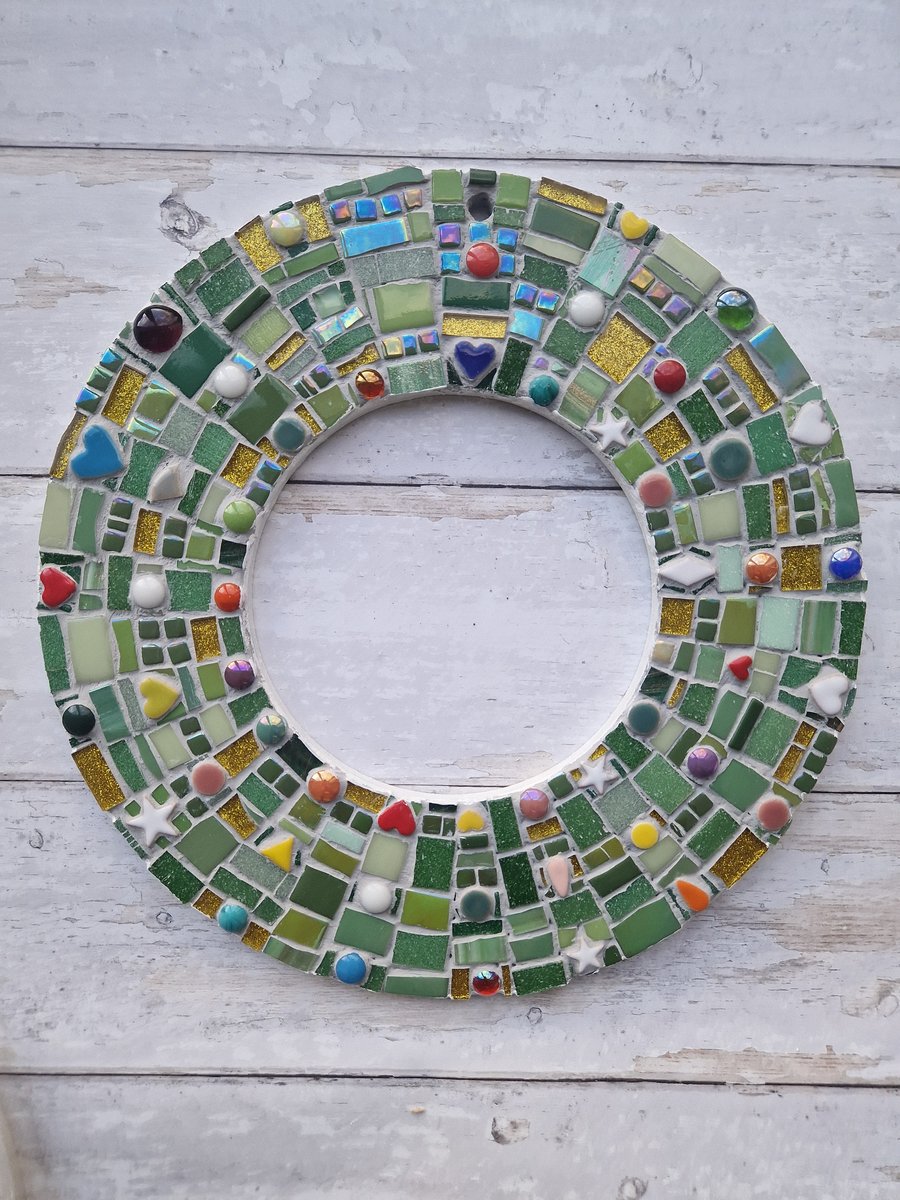 Christmas Wreath Mosaic - Everlasting Christmas Wreath 