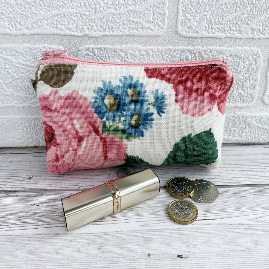 Large purse, coin purse with pink roses and blue daisies
