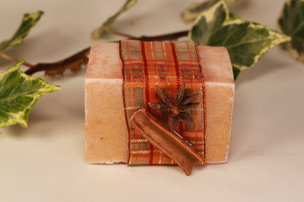 Cashmere Cuddles Christmas Soap