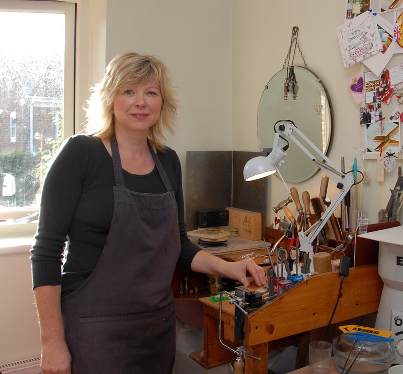Jo Bagshaw Jewellery Designer & Maker 