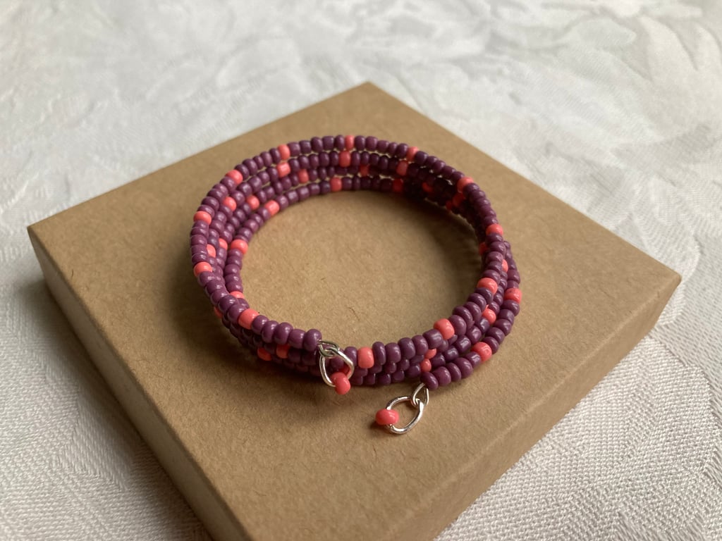 Burgundy & Coral memory wire bracelet (small)