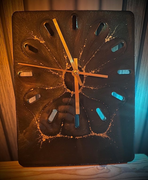 Black and Gold Resin Clock