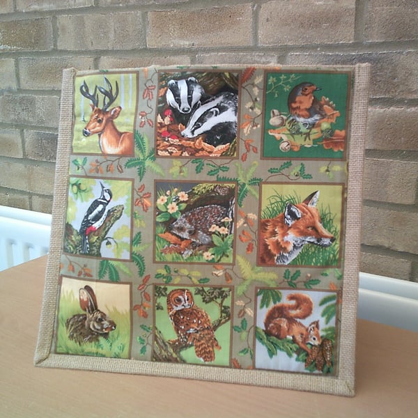 Medium Jute Bag with Wild Animals Pocket