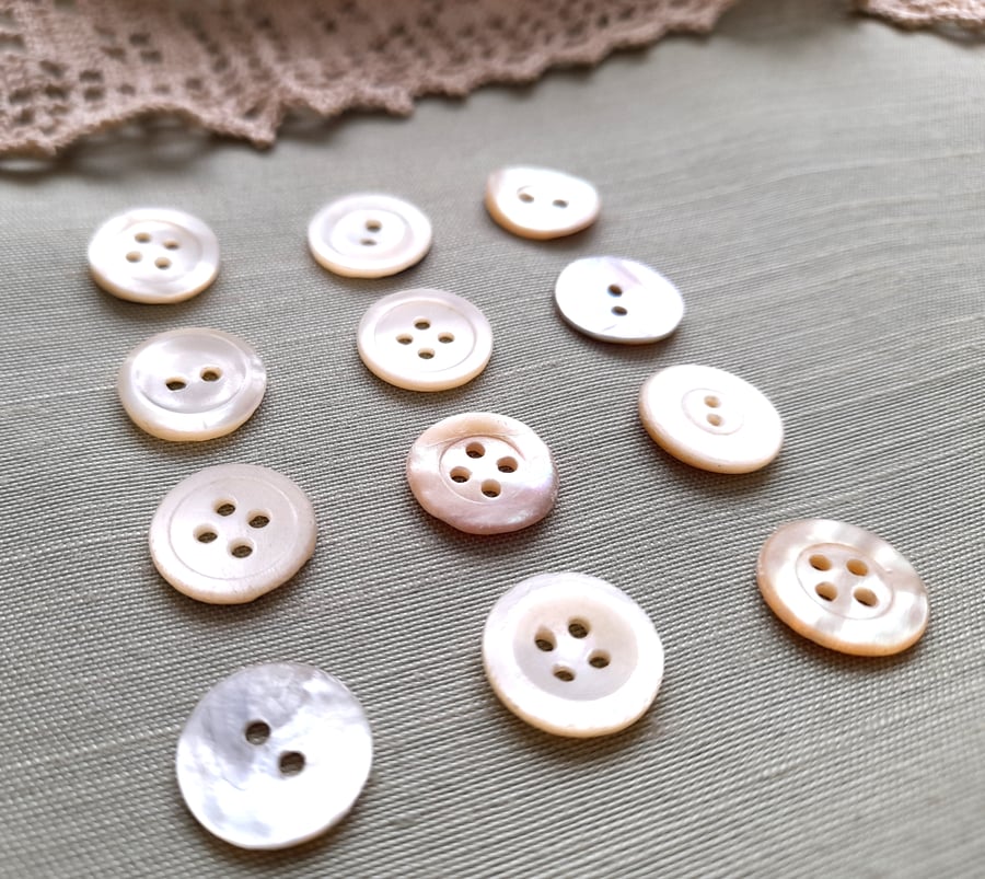 Vintage natural shell buttons, 15mm, pack of 12 in an assortment of designs