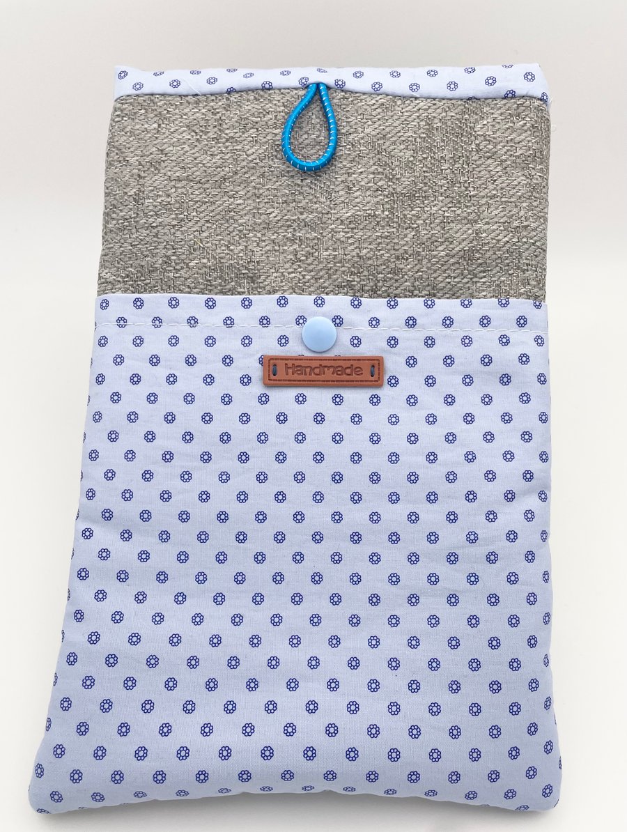 Book Sleeve - MEDIUM 9-9.5 X 6 inches (approx) - Grey with Blue Circle Flowers S