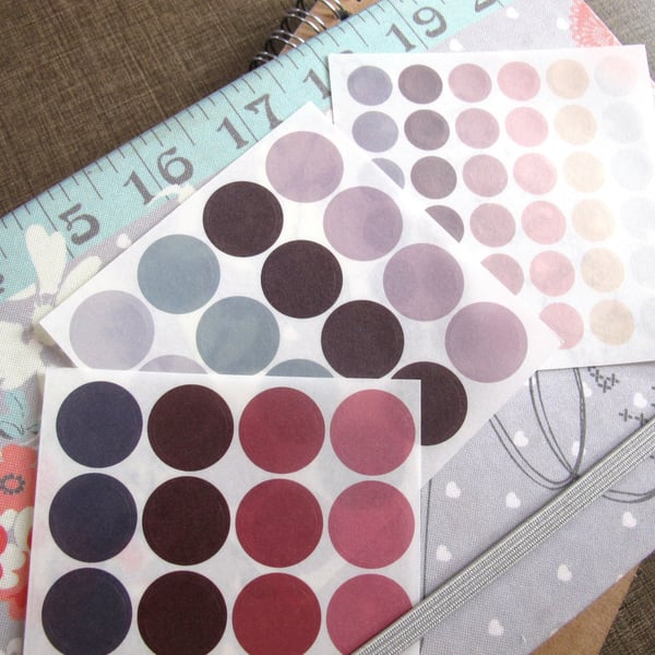 66 Random Colour Watercolour Dot Stickers