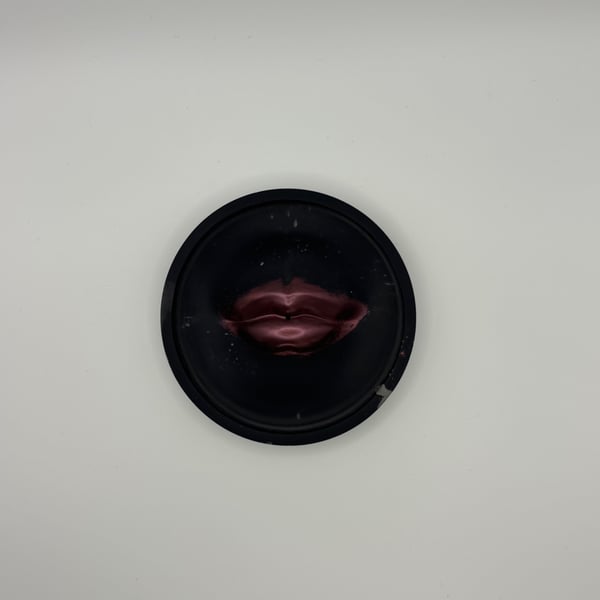 Eco resin lips incense stick holder
