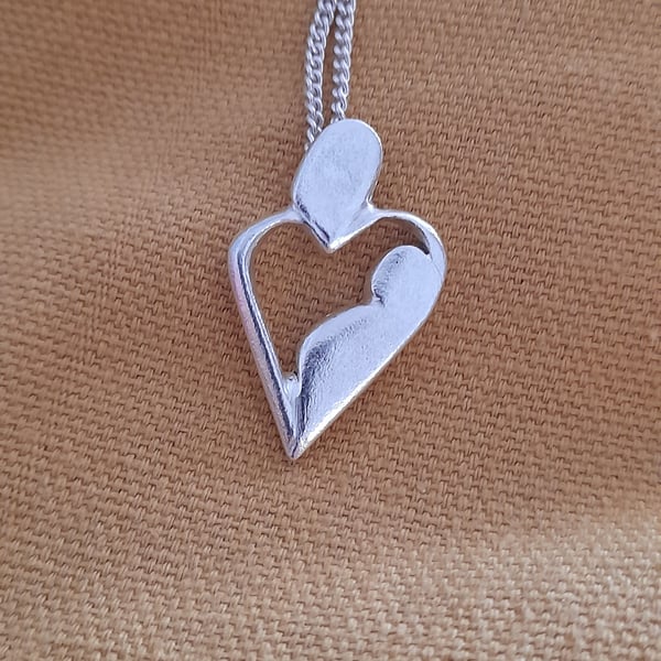 Handmade Eco silver 'Mother's Love' pendant