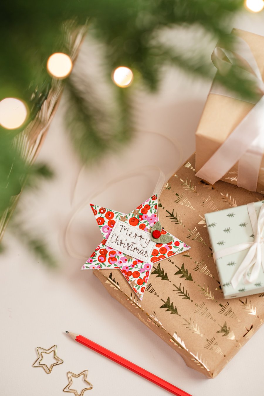 Set of 4 Christmas Star Reusable Tags