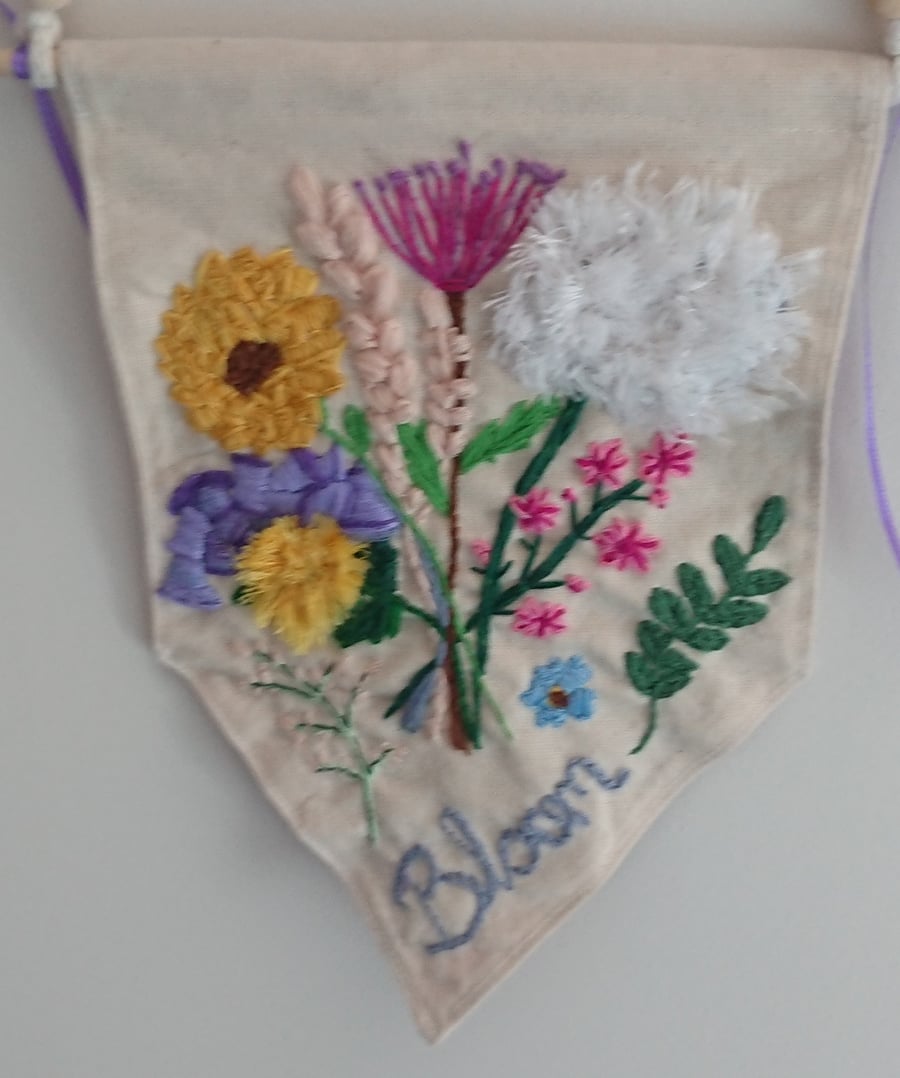 Wild Flowers Wall Hanging, Embroidery, Cottagecore 