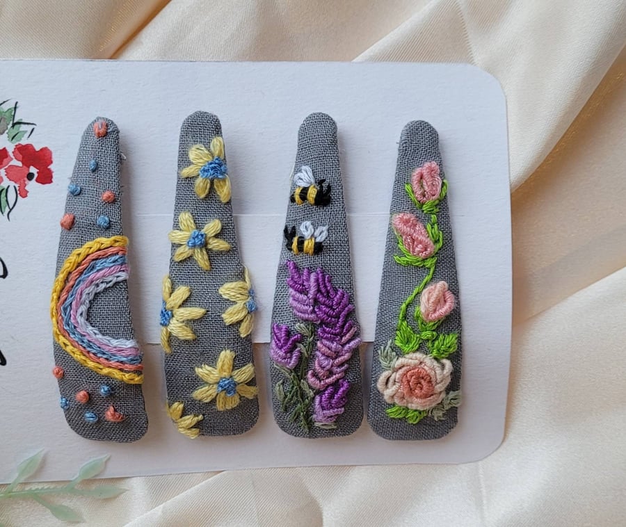 lavender and bees hair clip, Hand embroidered, summer hair slide, birthday gift