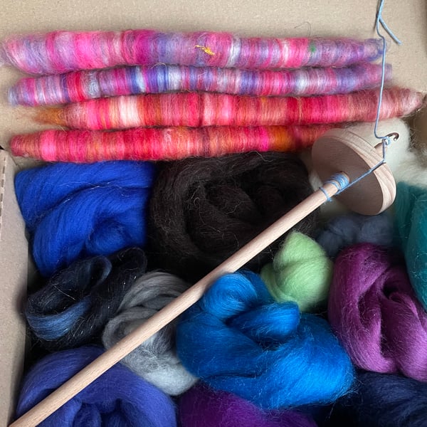Drop Spindle Beginners Spinning Kit - blue shades