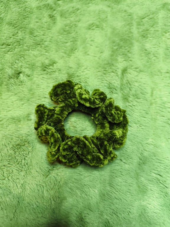 Hunter Green Small Scrunchies Hair Tie
